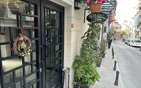 Taksim Celebi Suites